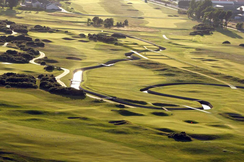 What is a Links Golf Course