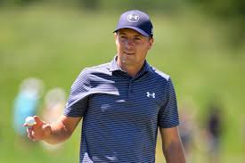 Johnson Wagner Reenacts Iconic Tiger Shots on Golf Channel